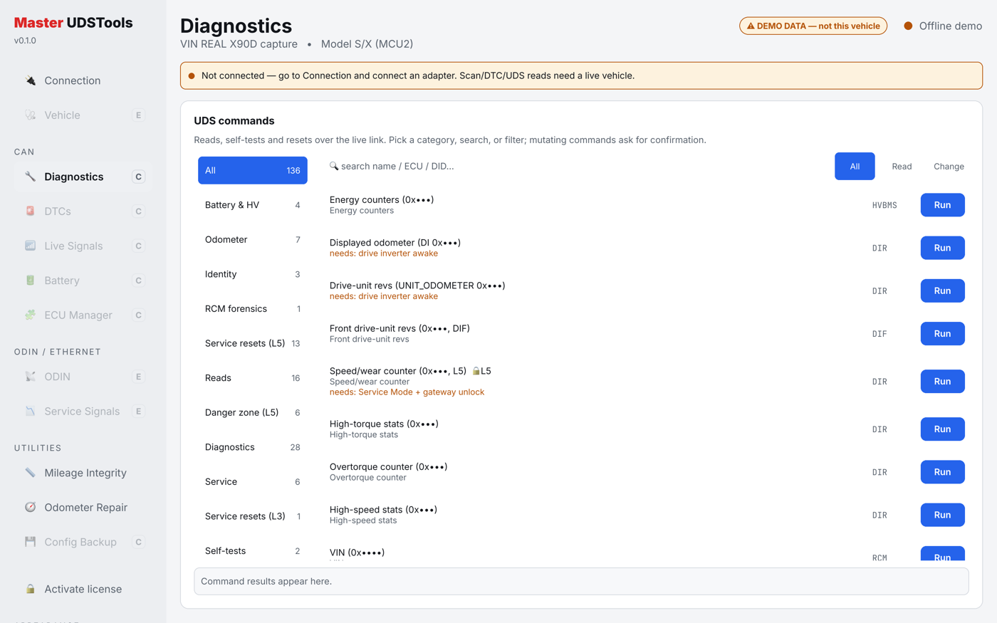 The same diagnostics screen in light theme
